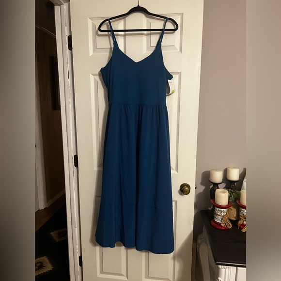 Athleta Elation Vneck Sundress—size XL—NWT - Picture 1 of 5